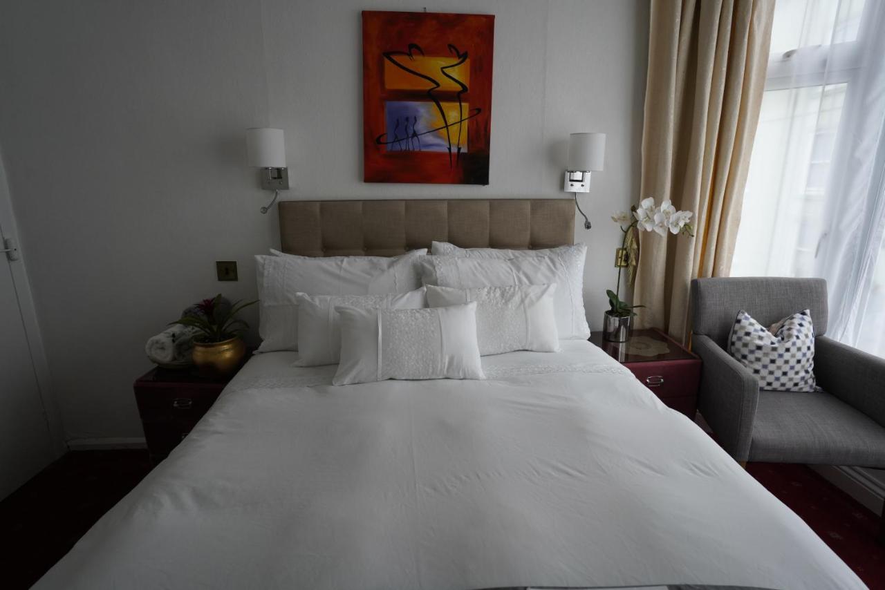 Guest house Marlborough Guest House B & B Tenby